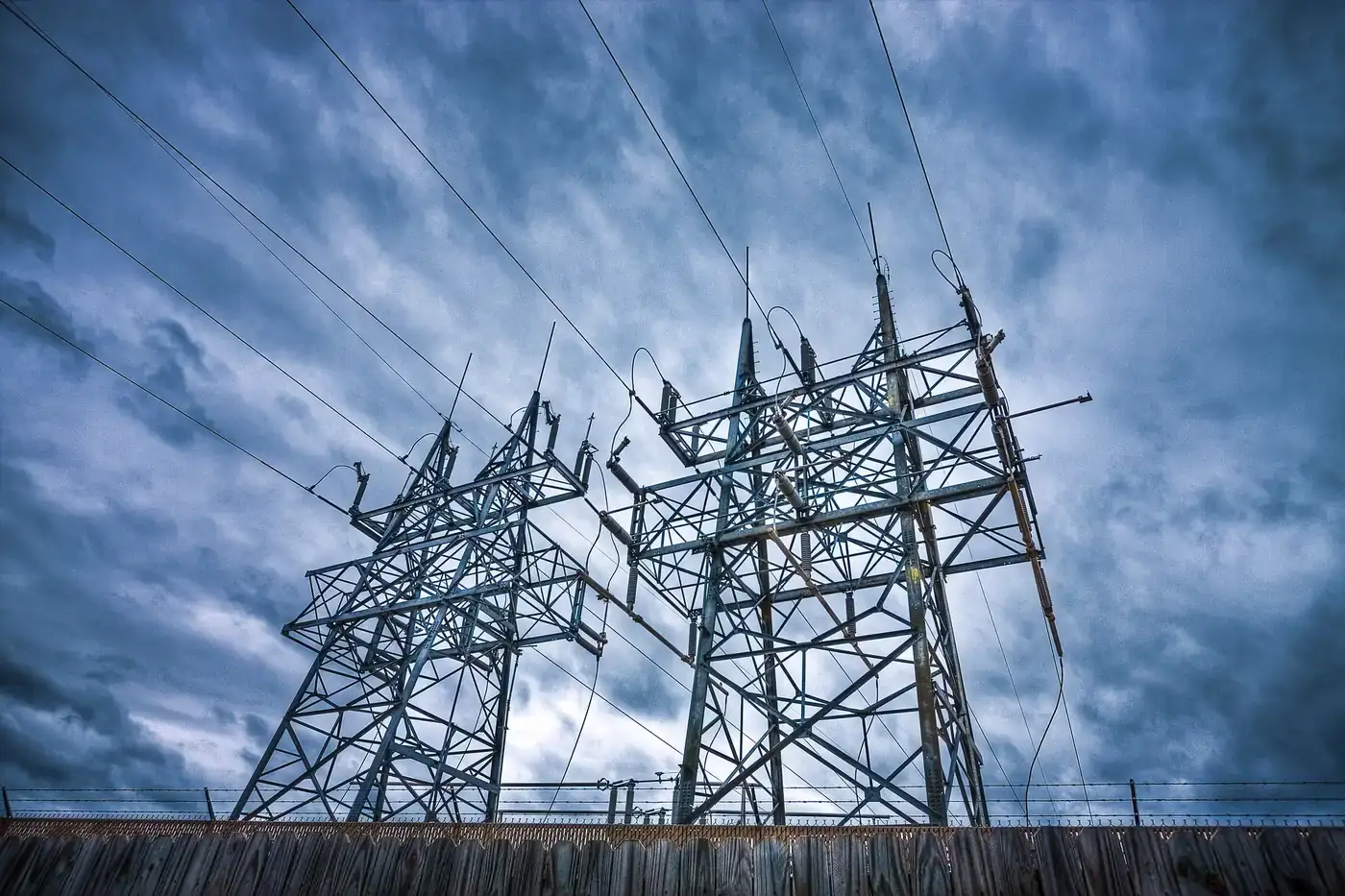 Streaks of cloud over high-voltage transmission towers in Killeen, Texas